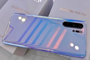 Người dùng điện thoại Huawei có cần phải lo lắng?