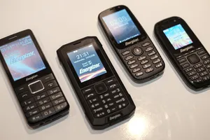 Mẫu điện thoại 'cùi bắp' có kết nối 4G, giá chưa tới 1 triệu