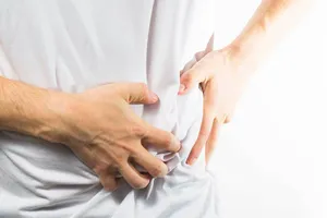 Tác hại của việc ăn khuya đối với sức khỏe