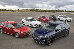 Toyota Việt Nam triệu hồi hơn 30.000 xe để khắc phục lỗi