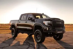 Bán tải siêu mạnh công suất 700 mã lực