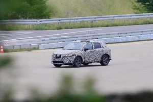 Chụp lén SUV điện Nissan chạy thử nghiệm