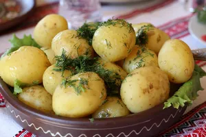 Chế độ ăn kiêng giảm cân: Có nên tránh khoai tây?