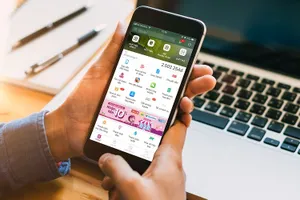 Người dùng ví điện tử chung tay hỗ trợ chống dịch COVID-19