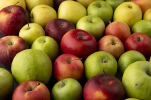 Táo đỏ và táo xanh: Loại nào tốt cho sức khỏe hơn?