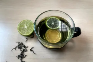 Lợi ích bất ngờ khi uống trà xanh với chanh