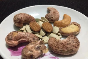 Món ăn vặt có vẻ lành mạnh này có thể làm tăng huyết áp của bạn