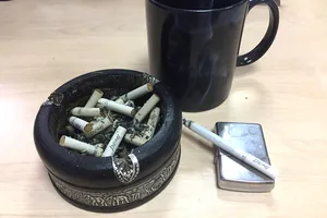  Tại sao bạn tăng cân sau khi bỏ thuốc lá?