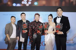 Dàn sao Việt đổ bộ thảm đỏ chúc mừng phim 'Qua bển làm chi' ra mắt