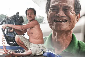 Xúc động câu chuyện người đàn ông hơn 40 năm làm nghề vớt xác trên sông Sài Gòn