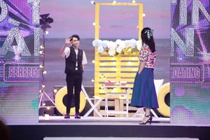 'Bản sao' Châu Tinh Trì chạy xe máy 900km để tỏ tình với Trần Vân 