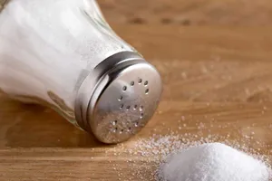 Bạn nên tiêu thụ bao nhiêu muối để có một trái tim khỏe mạnh?