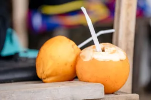 Tại sao nước dừa lại tốt cho người bị sỏi thận?