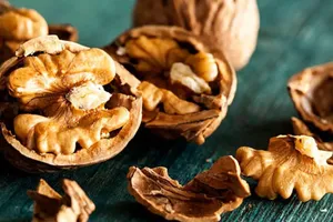 Tránh ăn quả óc chó nếu bạn mắc bệnh lý này