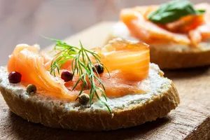 Tuyến giáp khỏe mạnh: Chế độ ăn uống "vàng" bạn cần biết