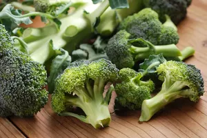 Trên 50 tuổi, ăn ngay 6 thực phẩm ít calo để giữ dáng thon gọn 