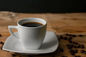 Vì sao bạn nên chọn cà phê đen thay cho cà phê sữa?