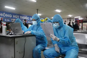 TP.HCM lấy mẫu ngẫu nhiên xét nghiệm COVID-19 tại bến xe