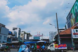 Gỡ phong tỏa chợ Phú Nhuận vì ca nghi nhiễm âm tính