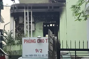 Cháy nhà ở quận 5, hai người tử vong