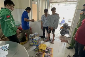 Cảnh sát hình sự TP.HCM triệt phá đường dây pháo nổ quy mô 'khủng'