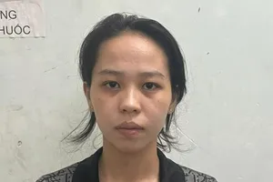 Bắt cô gái mua bán và sử dụng ma túy tại nhà trọ