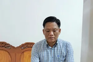 Mỏi mòn chờ trung ương rót tiền bồi thường