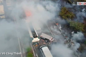 BQL cao tốc phải chịu trách nhiệm vụ khói đốt đồng?