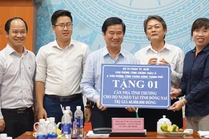 Luật Hộ tịch mâu thuẫn với Luật Nuôi con nuôi 