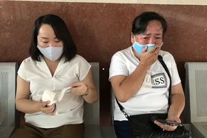 Được tòa xử thắng kiện ủy ban, người dân bật khóc