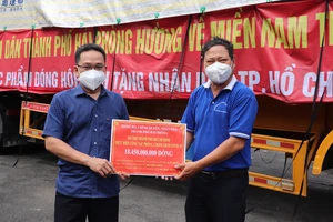 Hải Phòng hỗ trợ TP.HCM hơn 18,4 tỉ đồng chống dịch
