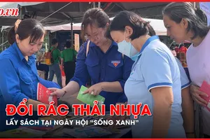 Video: Đổi rác thải nhựa lấy sách tại ngày hội 'Sống xanh vì môi trường'