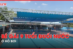 Video: Bé gái 9 tuổi đuối nước tử vong sau khi mẹ đưa đến hồ bơi