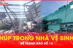 Nhà tốc mái hàng loạt, người dân núp trong nhà vệ sinh suốt đêm để tránh bão 