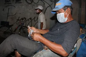 Mưu sinh xuyên đêm sau dịch COVID 