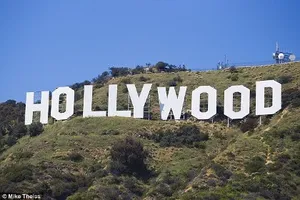 Rúng động tài tử Hollywood lây HIV cho hàng loạt phụ nữ