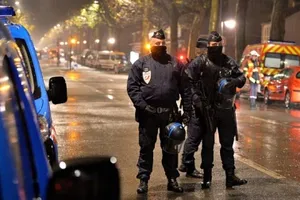 Thêm một vụ bắt cóc con tin ở Pháp