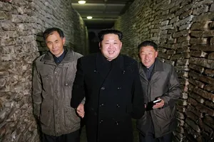 Kim Jong Un tậu xe limousine bọc thép của Đức