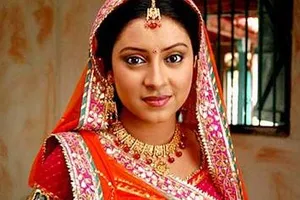 Diễn viên 'Cô dâu 8 tuổi' kiện tám người đàn ông xâm nhập nhà riêng