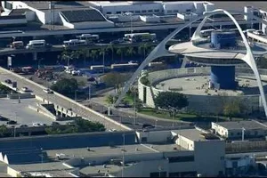 Nữ tiếp viên hàng không tính mang 30 kg ma túy lên máy bay