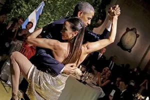 Clip Tổng thống Obama nhảy tango cùng nữ vũ công Argentina