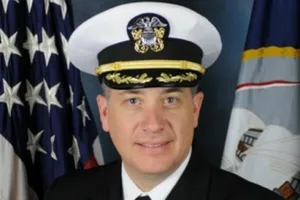 Thuyền trưởng Mỹ lãnh án tù vì tiết lộ thông tin mật