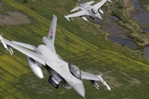 Chiến đấu cơ Na Uy bắn nhầm vào tháp kiểm soát