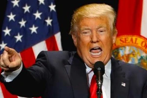 Donald Trump đòi ông Obama từ chức sau vụ xả súng Orlando