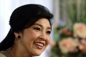 Phi công 'dọa' làm rơi máy bay chở cựu thủ tướng Thái Lan 