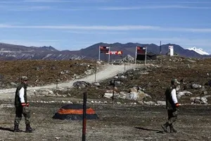 Quân đội Ấn Độ và Trung Quốc liên tiếp đụng độ tại biên giới