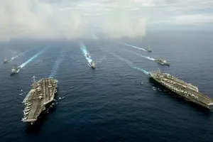 2 tàu Mỹ hoạt động ở biển Philippines trước khi PCA ra phán quyết