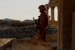 Lao mình chặn xe bom khủng bố, binh sĩ Nga hy sinh