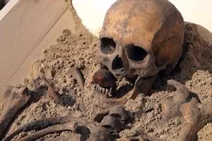 Khám phá bộ xương ‘ma cà rồng’ cách đây 500 năm