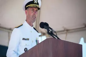 Chỉ huy hải quân Mỹ sắp thăm Trung Quốc sau phán quyết